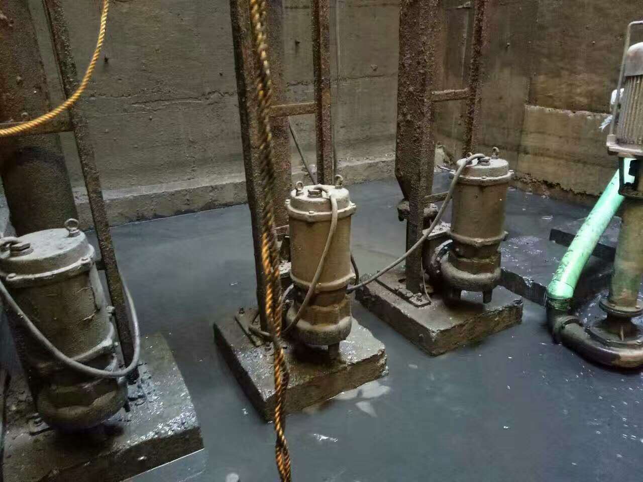 定襄污水池清理